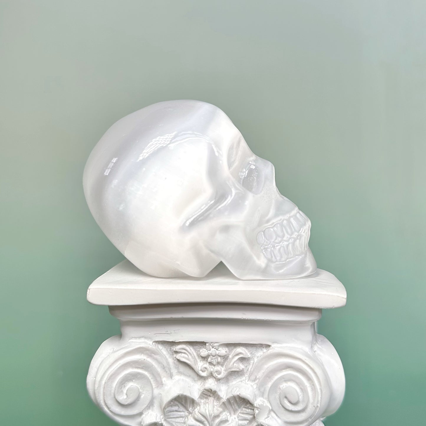 Selenite Skull